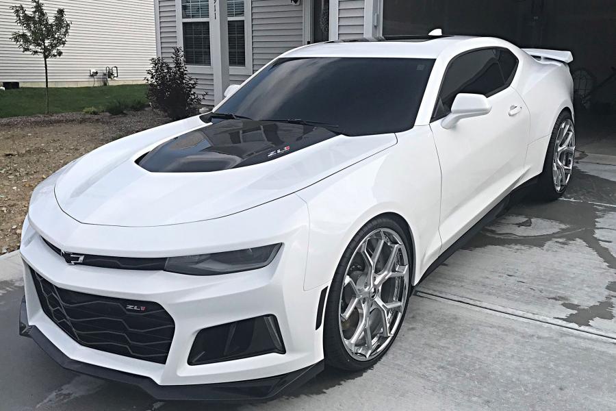  Chevrolet Camaro ZL1 on Forgiato Wheels (Quadri-ECL) 2019 года  (фото 1 из 2)